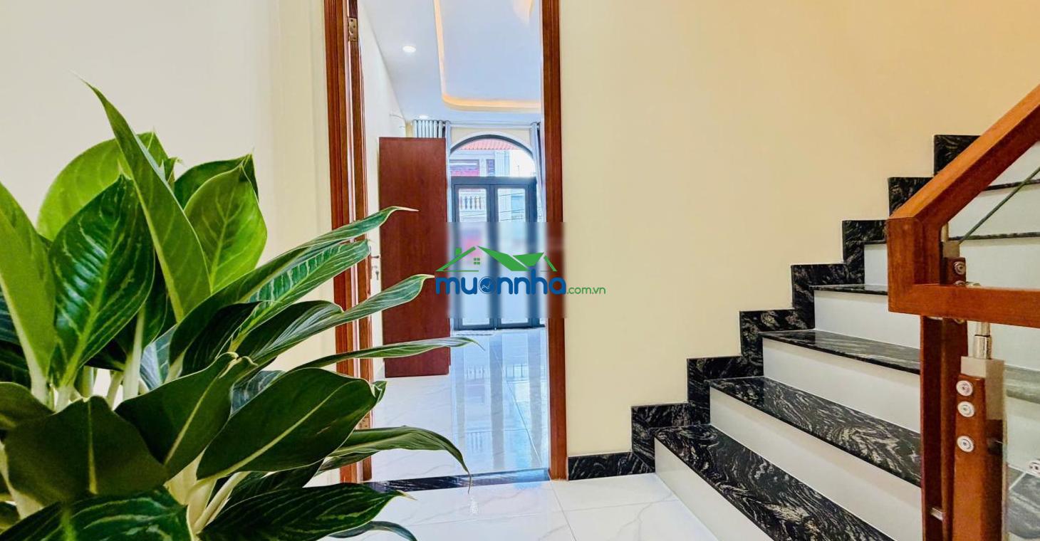 Cần bán nhanh nhà mới, vị trí đẹp 50m ra lê thị hà, tặng full nội thất - 4