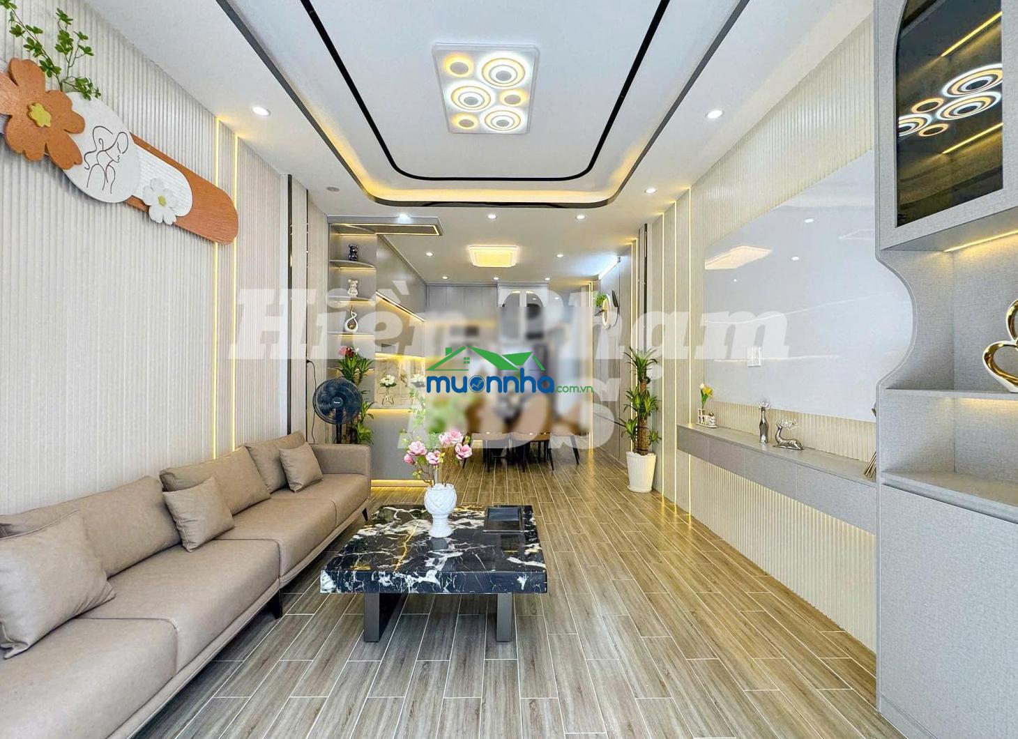 Nhà mới full nt cấp 4 đường đào tông nguyên