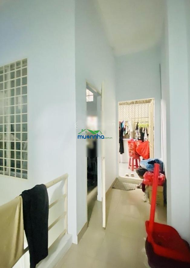 96m² (ngang 5m) 3 tầng. hẻm 8m (có vỉa hè) đ. bình long, phú thọ hòa. 9,9 tỷ tl - 3