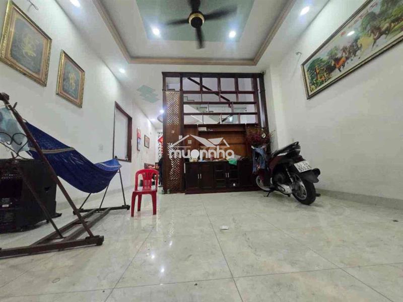 Nhà phố thủ đức 2 tầng 100m² sổ hồng