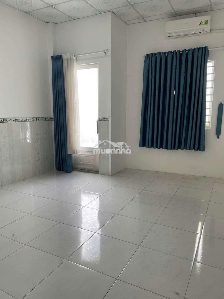 Nhà trệt lầu 2pn2wc hẻm xe hơi - 2