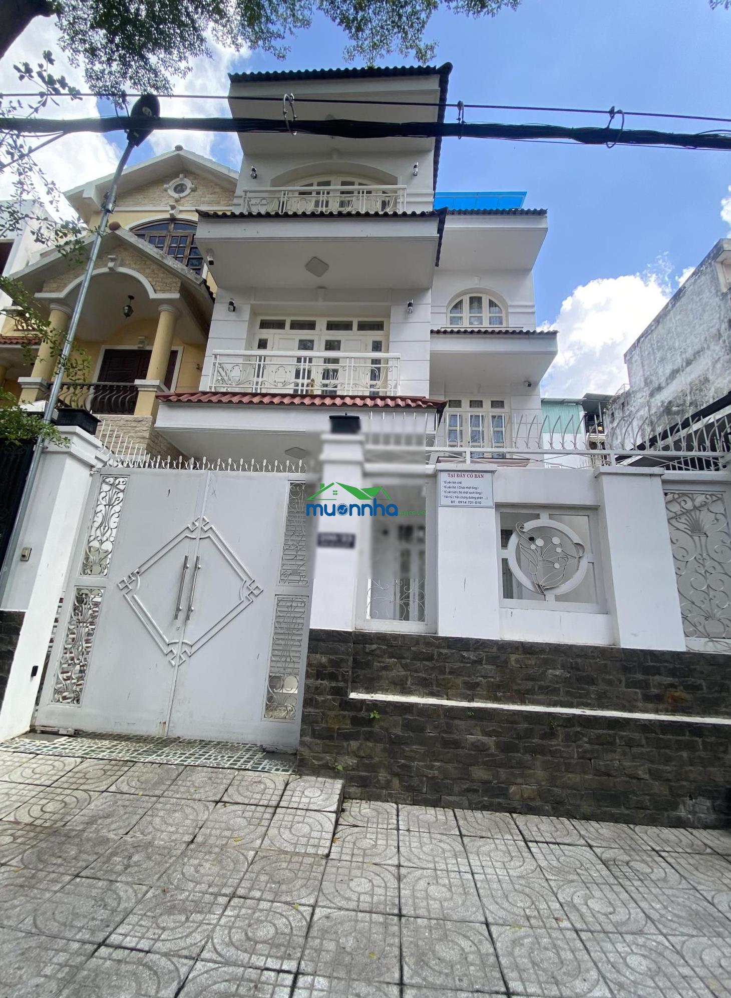 Bán gấp hxh p. 13 bình lợi dt: 10x18m kc: 5 tầng giá: 18,5 tỷ tl gần bờ sông bình lợi