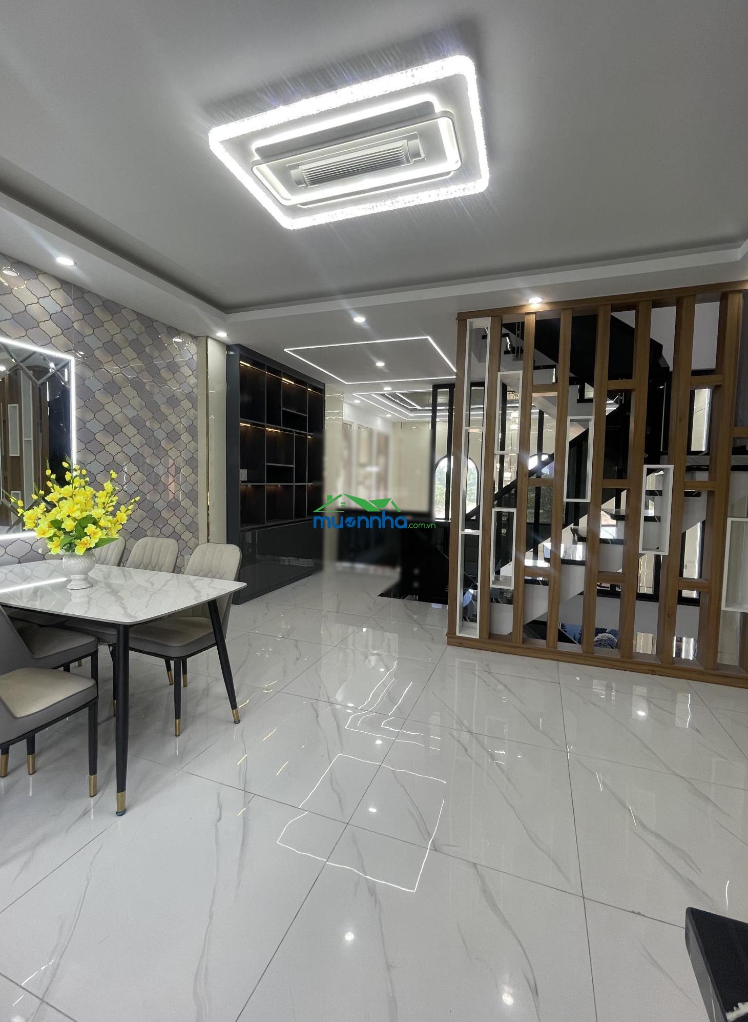 Bán nhà 5 tầng, ngay công viên hồ trái tim chợ bình thành, 6,9tỷ, 66m2, 4pn, 5wc,còn thương lượng. - 4