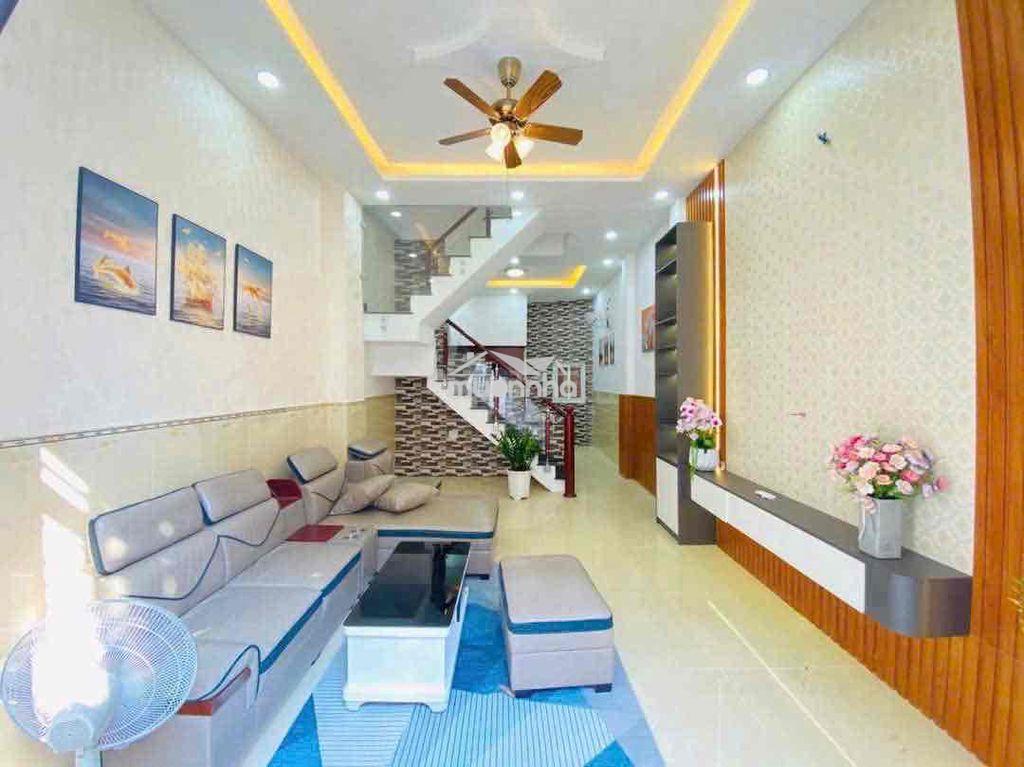 Nhà sh riêng đúc 3 lầu hẻm xe hơi 1/ thạnh xuân 43 q12 - 2