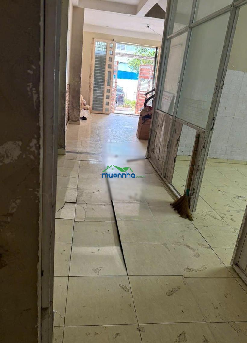 Nhà mt đường nội bộ. ngang 5m * 20m khu biệt thự sông sài gòn - 3