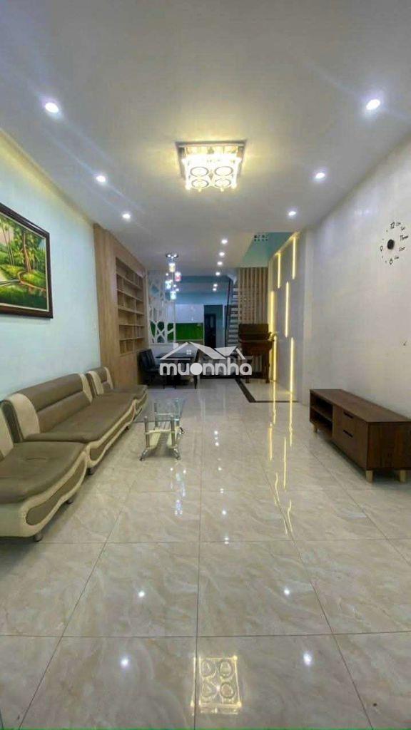 4 x 16m 4 phòng sát ủy ban quận 11