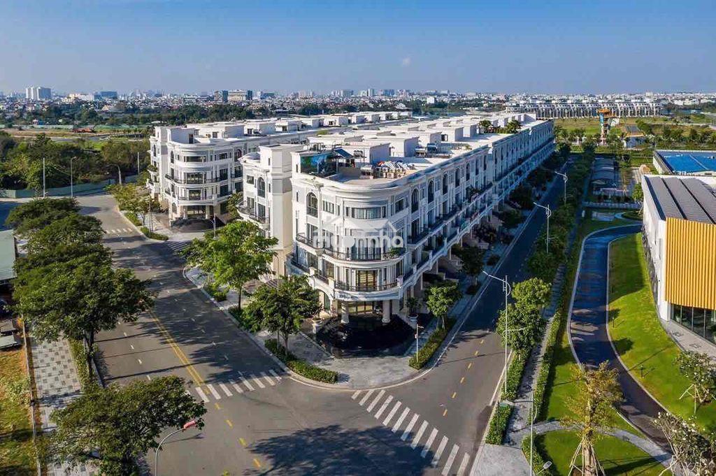 Cho thuê tầng trệt 7x20m giá 16.5triệu vnd tại  kdt vạn phúc city - 4