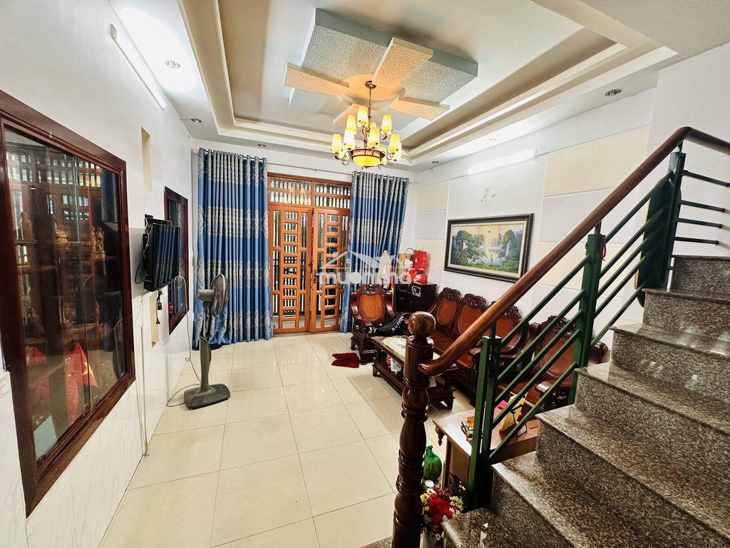 Cho thuê nguyên căn full nội thất chính chủ hẻm 440 - 3