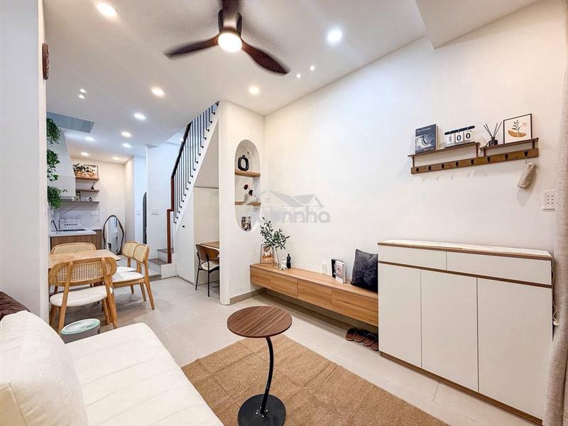 Nhà mới 4 tầng thiết kế đẹp ở ngay - đường phan văn trị - quận 5