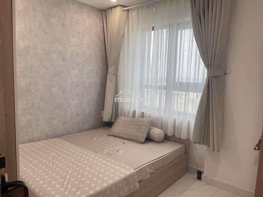 (8778) star tower 68m2. thị trường 2,3 tỷ. em gái ngây thơ : 1,650 tỷ - 4