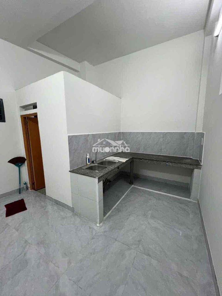 Cho thuê nhà hxt .4x14m 1 lầu 1 lửng 3pn 2wc 13tr - 2