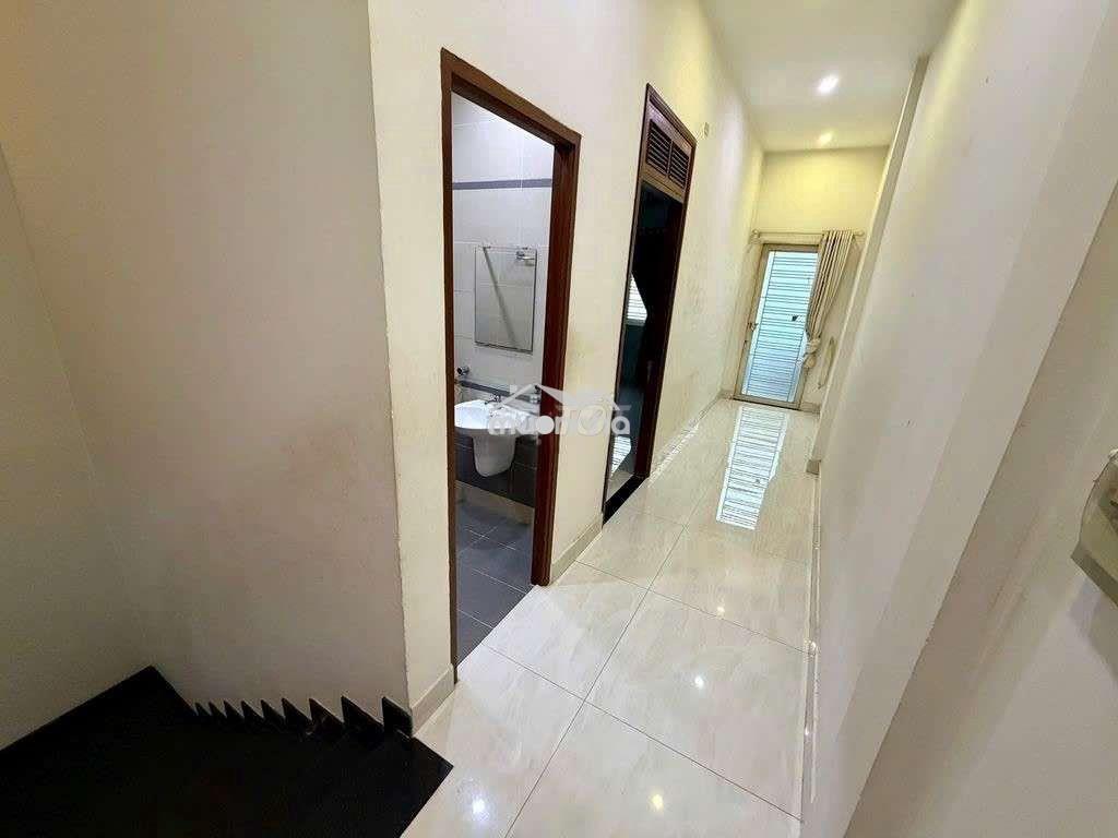 Siêu phẩm nguyên căn 5x20 có sân - 4