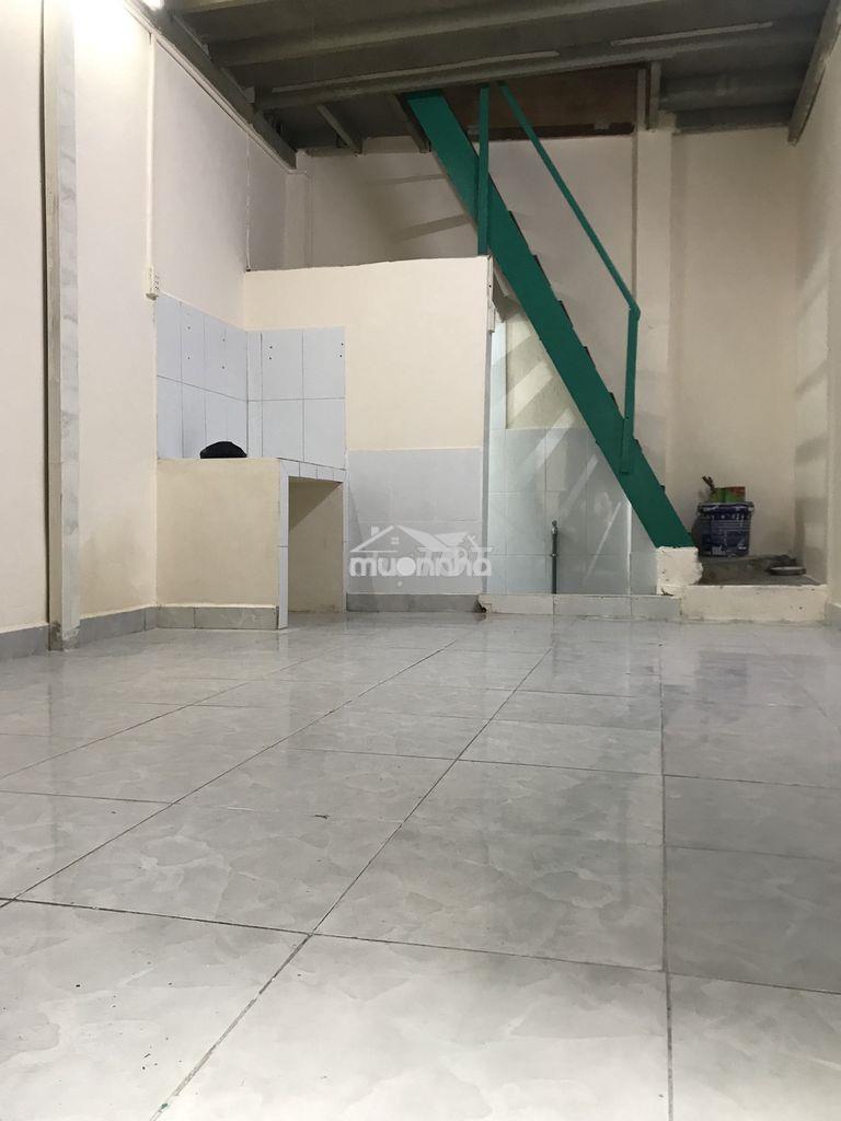 Nhà 1 lầu, 3m x 7m, 1wc , hẻm thẳng đẹp 4m lò gốm, nhà cách mt chỉ 5m