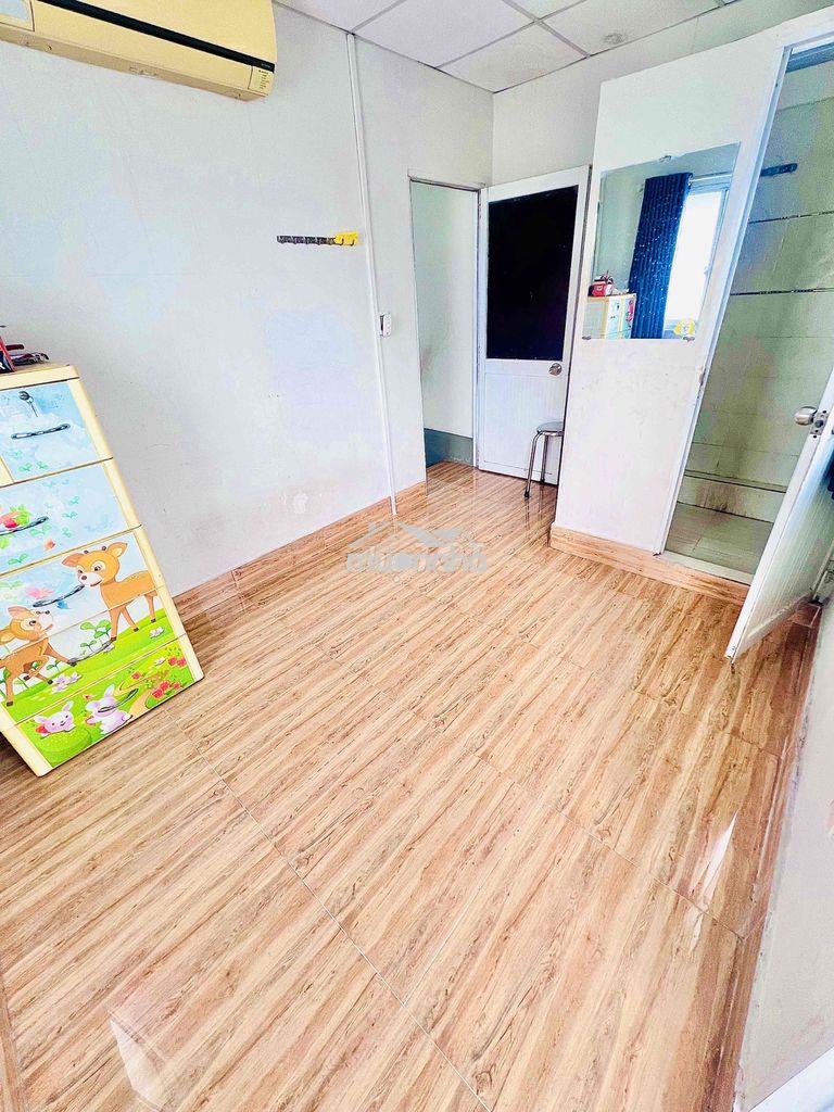 Cho thuê phòng trọ quận 1 gần chợ tân định, có cửa sổ, giờ giấc tự do,