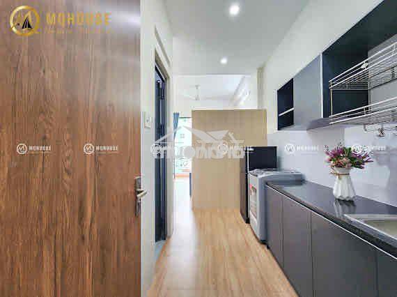 Cho thuê căn hộ studio ban công, cửa sổ có máy giặt riêng