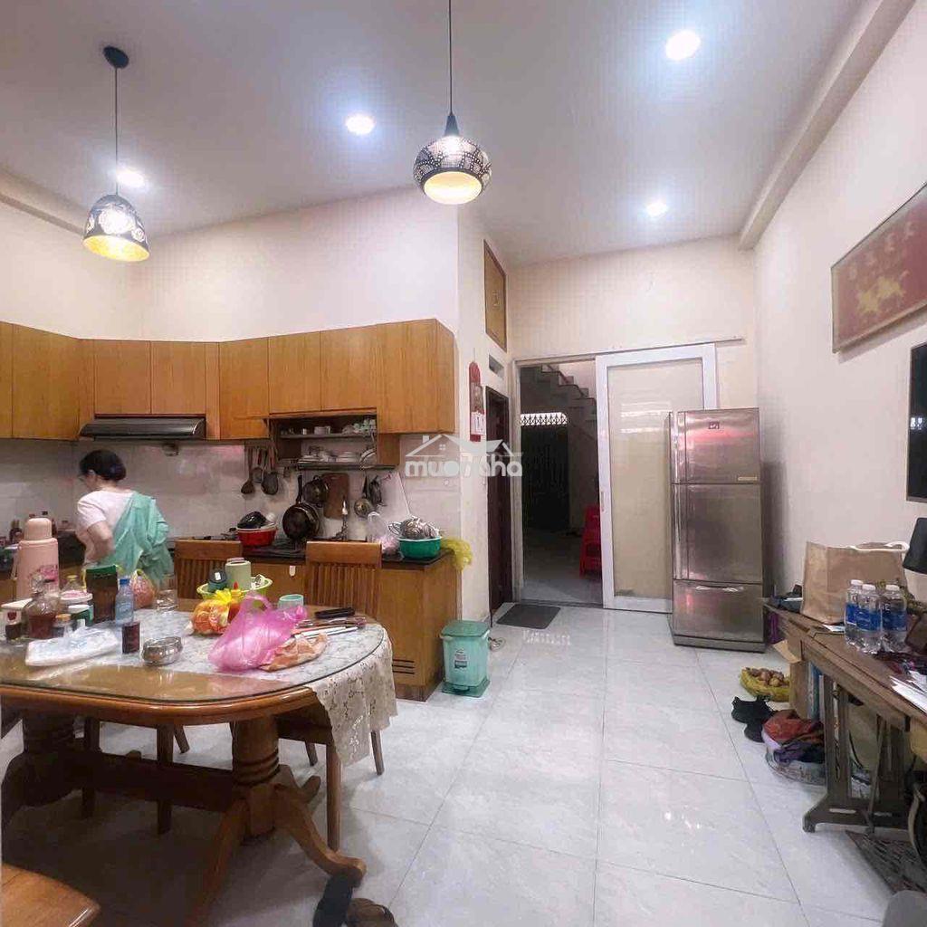 Diện tích khủng ngang 7,5m vuông vức - 4