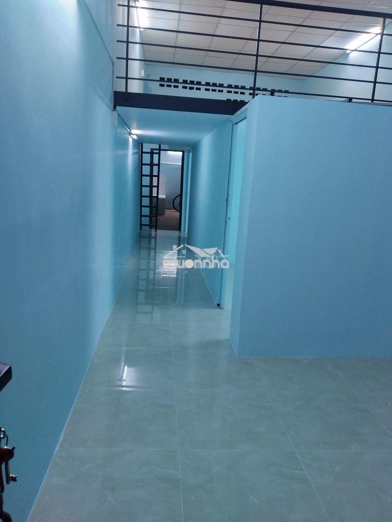 Cho thuê nguyên căn căn hộ chung cư lầu 3, đường phùng hưng - 4
