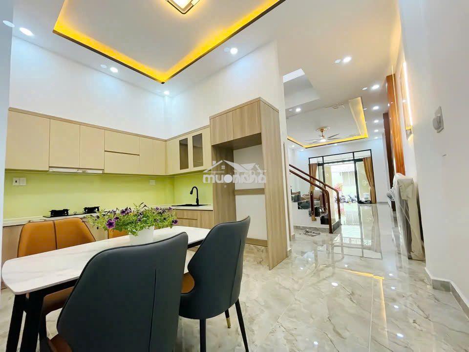 𝐍𝐇𝐀̀ Đẹp đón 𝐓𝐄̂́𝐓 𝟏 𝐋𝐀̂̀𝐔 5x20m full nội thất 𝐍𝐆𝐔𝐘𝐄̂̃𝐍 𝐓𝐇𝐈̣ 𝐓𝐇𝐀̣̂𝐏 𝐐𝟕 - 2