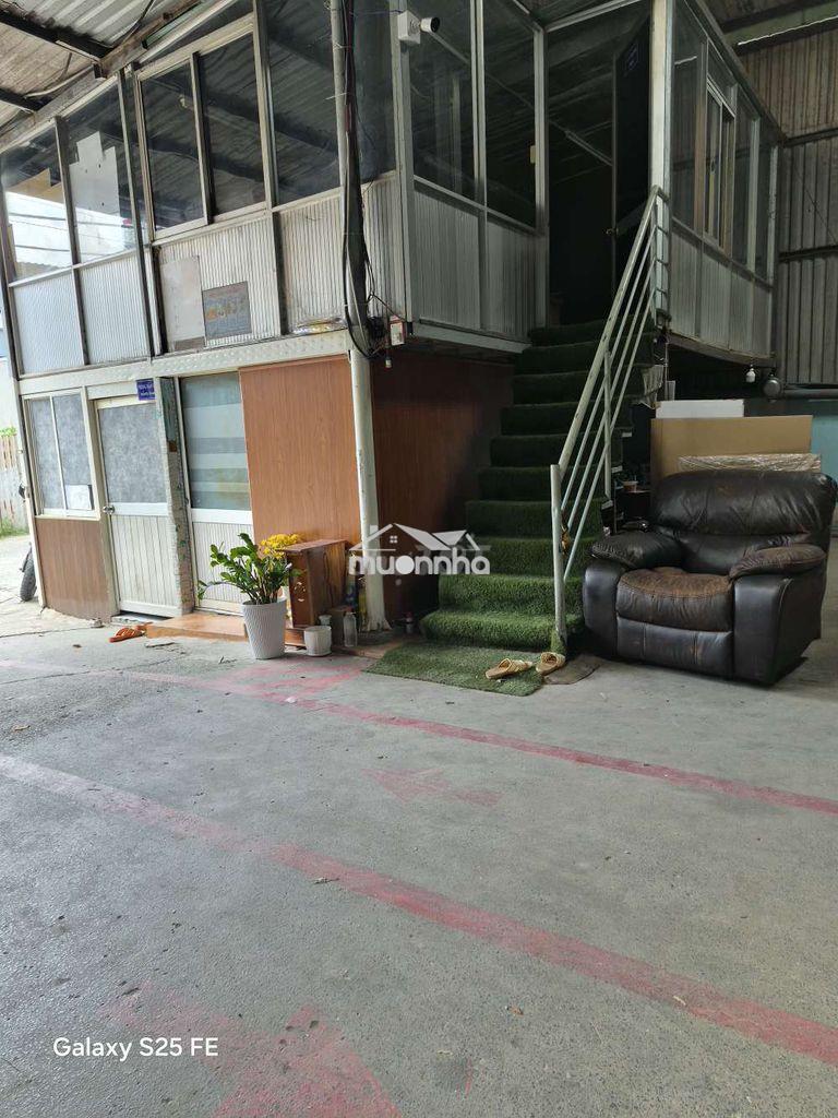 Cho thuê nhà xưởng 850 m2 giá thuê 35 triệu/ tháng - 3