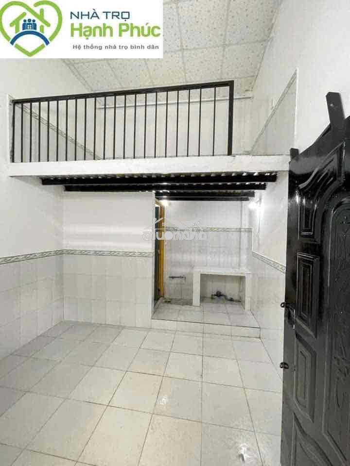 Phòng trọ gác cao , thoáng mát gần lê văn việt gần metro thủ đức