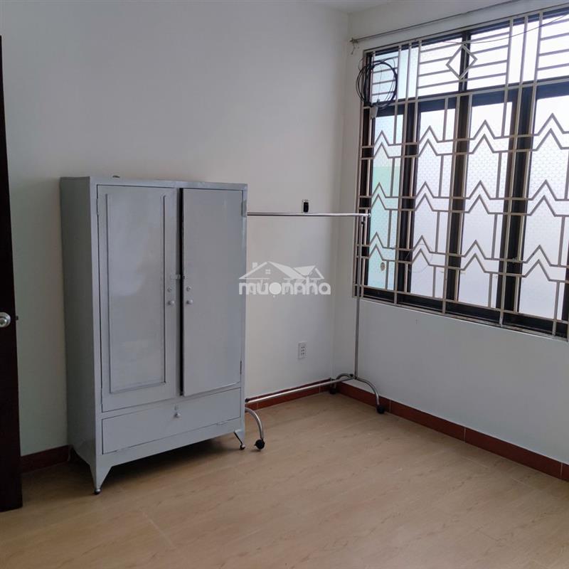 Phòng đẹp quận 11 ban công toilet riêng 