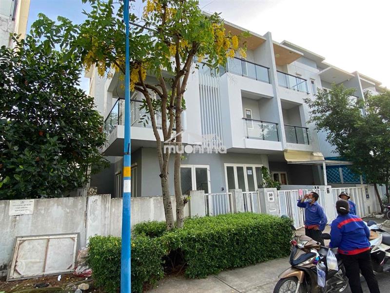 Phòng trong khu khang điền mega village