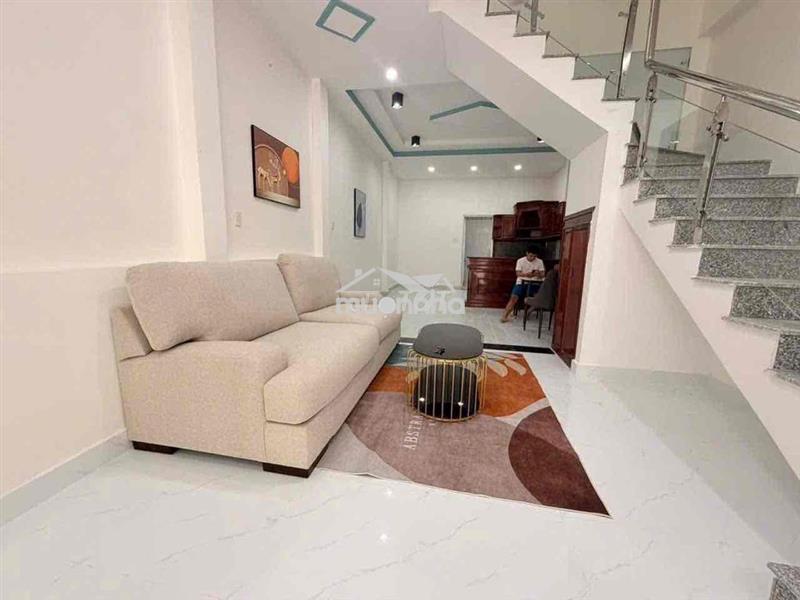 Nhà hiệp thành hẽm  232 nguyễn đức thuận 1tr1l 2pn ,2wc sẵn nội thất