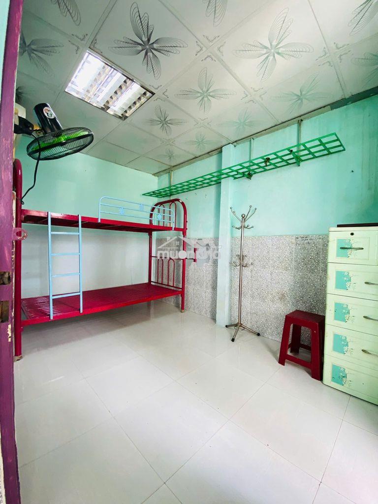 C/chủ cho thuê phòng trọ 290/152a lý thái tổ- q.3-có tủ lạnh+ máy lạnh - 3