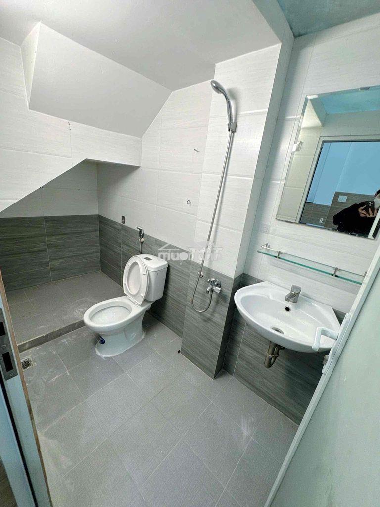 Cho thuê nhà nguyên căn khu tân thành 4.5x12m, đúc 3 lầu mới 4pn mới - 3