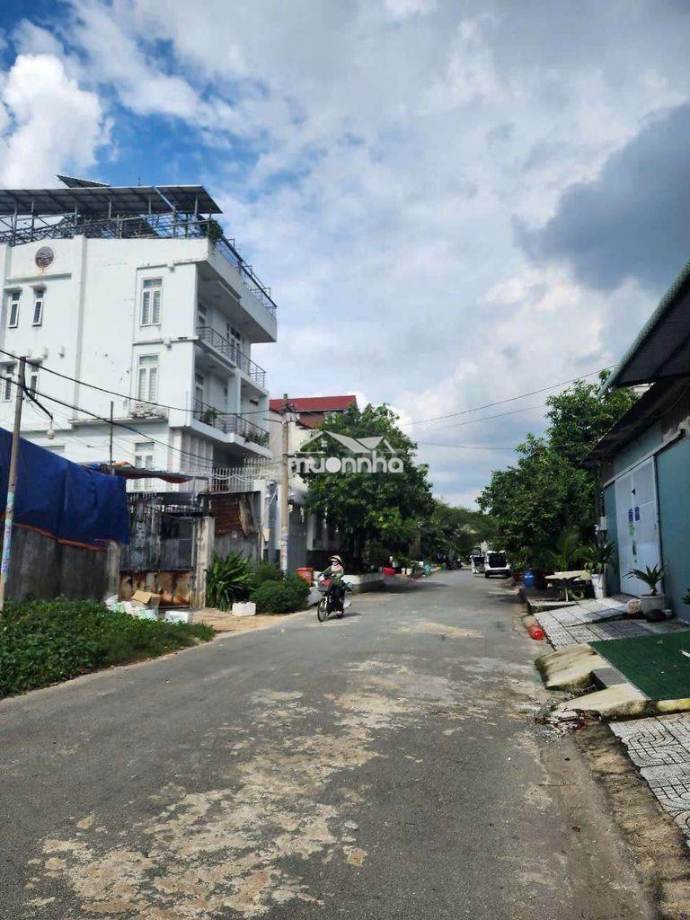 Bán kho xưởng 2 tầng hẻm xe tải ql13 cũ - full thổ cư - 2
