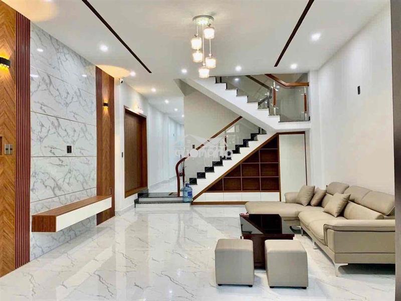 Cho thuê nhà 3 tầng 6pn, 5wc, full nội thất, khu biển hồ nghinh