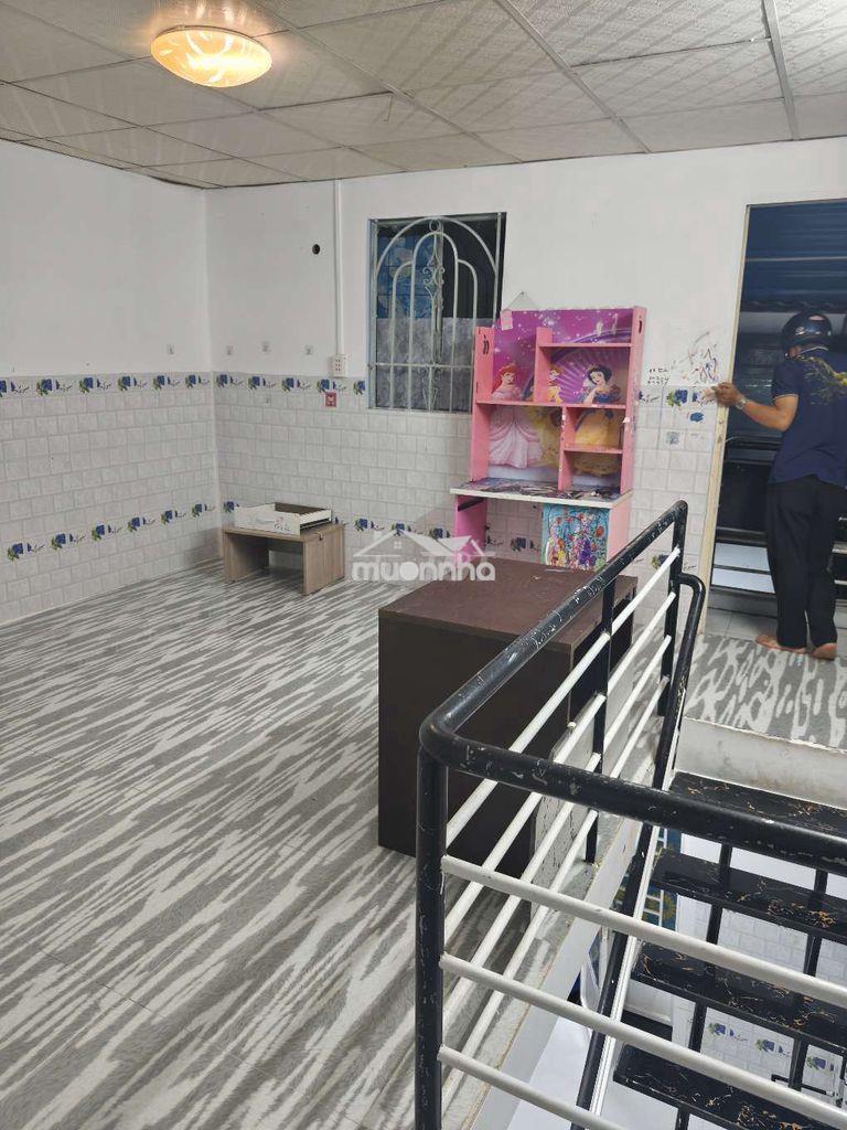 Cho thuê nhà trọ trong dãy trọ đường số 19 gần chợ tân quy  - 4
