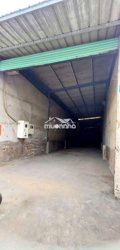 Xưởng 200 - điện t.y - gần kcn vĩnh lộc