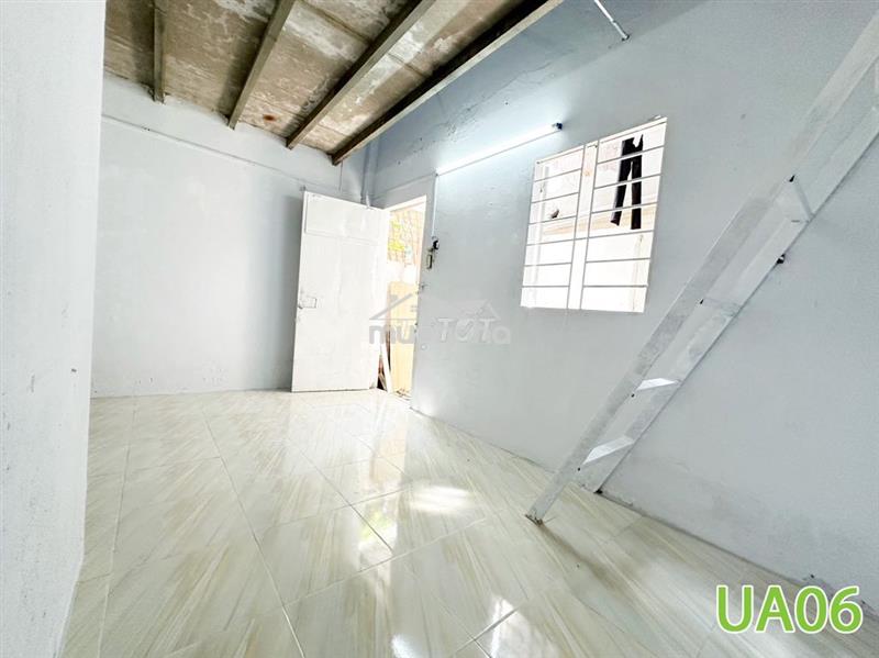 Sẵn nhiều phòng gác cao - free 15 ngày tiền thuê