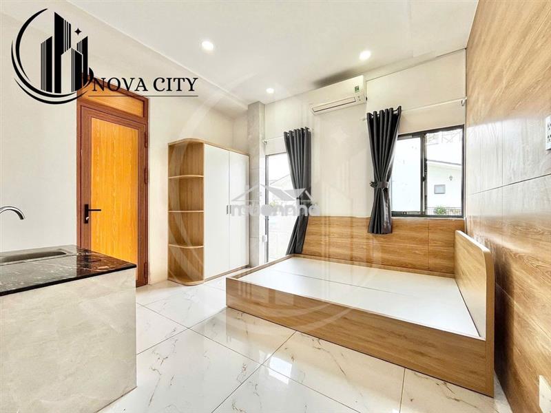 Căn hộ ban công, full nội thất mặt tiền phạm hùng nối dài  