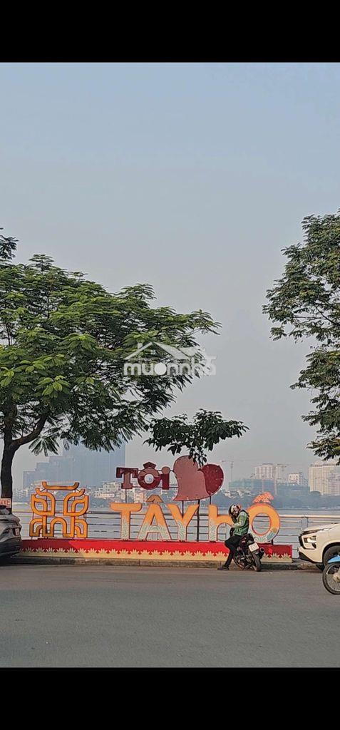 Cho thuê nguyên căn, sát mặt hồ tây, view toàn hồ.