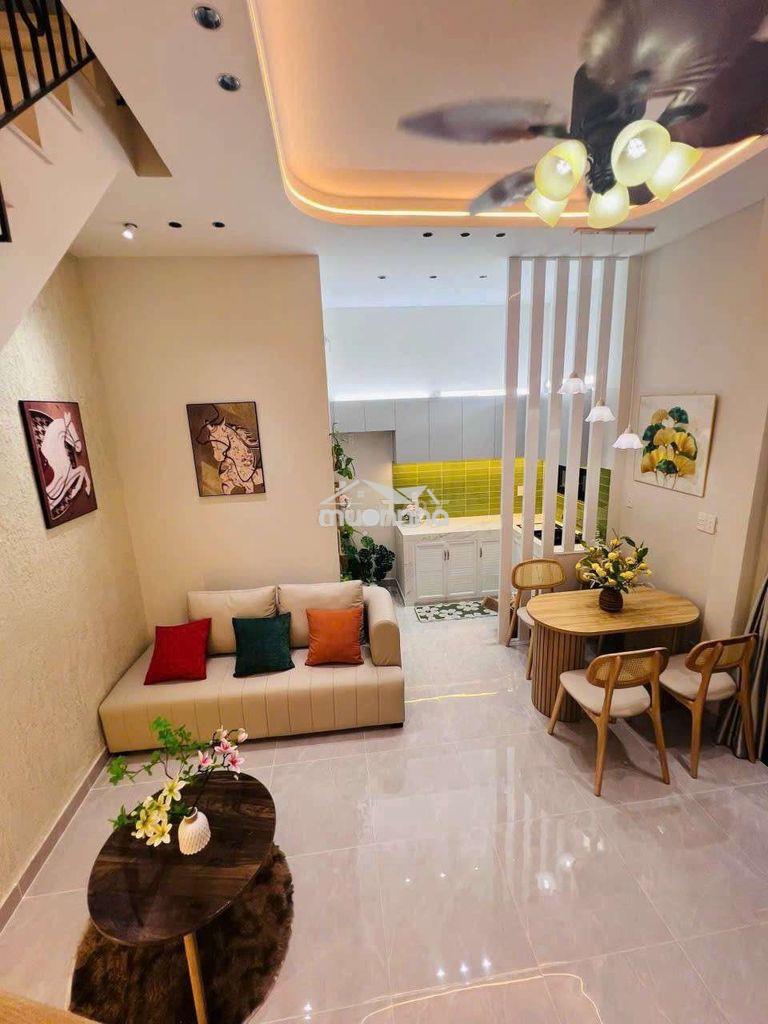 🏡 Bán nhà đẹp mới 3 mặt hẻm 157 dương bá trạc p1 q8
- 2