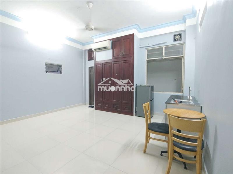 Chủ trọ - phòng mới tinh, siêu rộng,  thoáng, - 5p đến sân bay