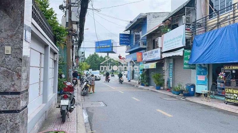 Biệt thự 3 tầng mặt tiền nam hòa – ngay ngã tư mk, cách metro chỉ 300m