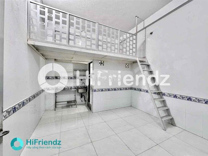 Phòng sinh viên giá rẻ kế bên lạc long quân - âu cơ