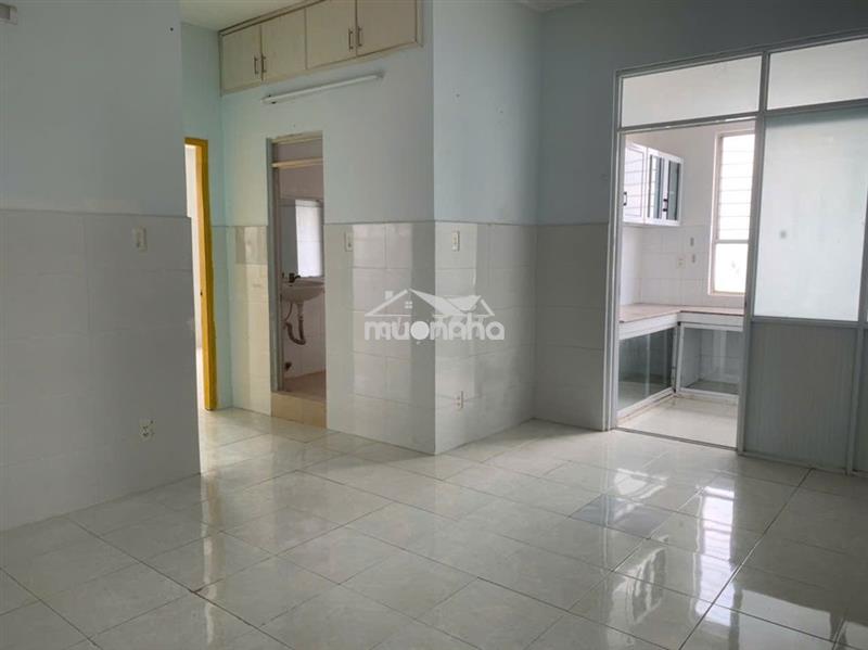 Bán căn hộ bàu cát 2 tân bình - lầu 2, 2pn 1wc  giá 2,4 tỷ vnđ