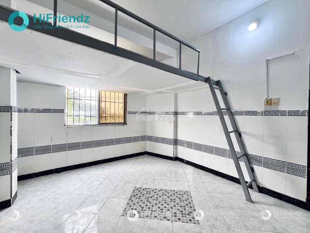Cho thuê phòng gác cao - cửa sổ thoáng mát nằm ngay trung tâm b.thanh - 3