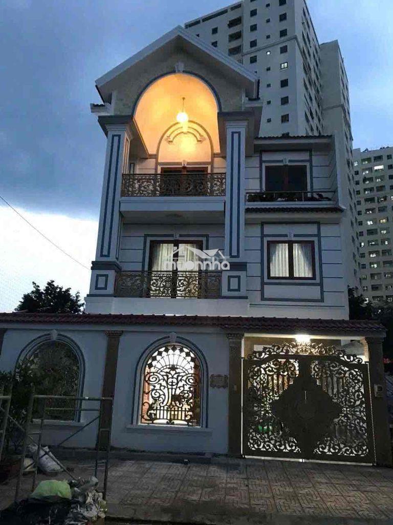 Chủ định cư nước ngoài hạ giá bán biệt thự gần khu tên lửa, bình tân.