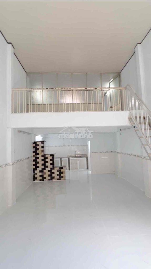 Nhà mới 4x10m (lửng đúc) hẻm 5m thông. gò dầu. tân phú