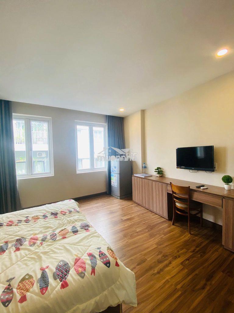 Phòng full nt, thang máy, số 10a núi thành gần etown, tân bình
