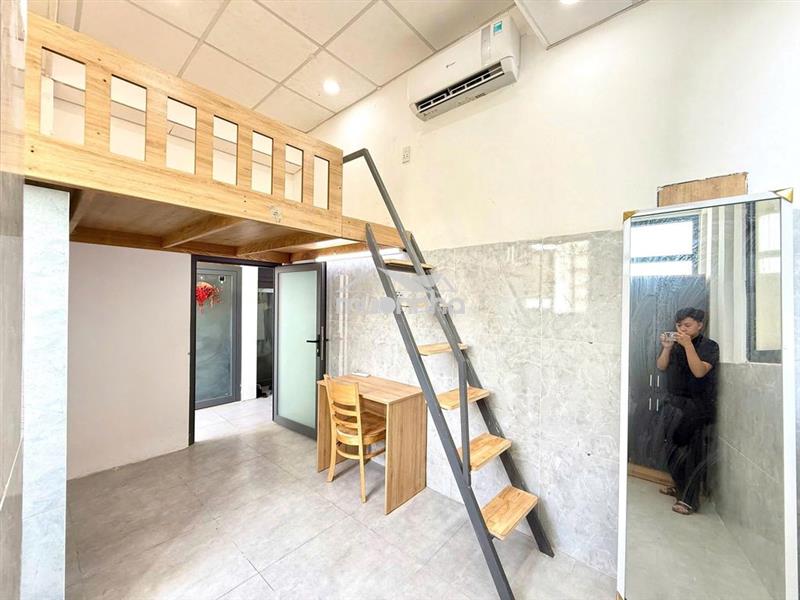 Phòng gác 2 cửa sổ cực chill ngay vl cs3, iuh, học viện hành chính gv