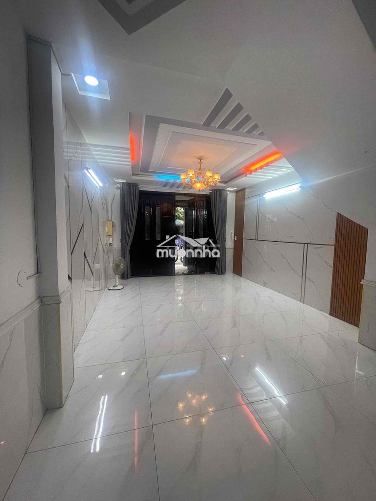 💎 💎 💎 Trệt 2 lầu sân thượng 4❌18m có 4pn 4wc hẻm xe hơi quang trung