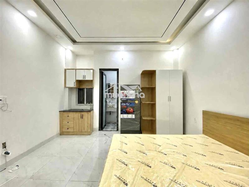 Studio full nội thất mặt tiền ngay ngã tư ga hà huy giáp