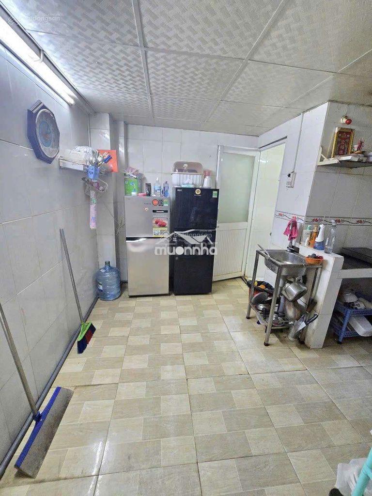 Nhà nguyên căn 1 trệt 1lầu dt 36m đường trần tuấu khải p5 q5