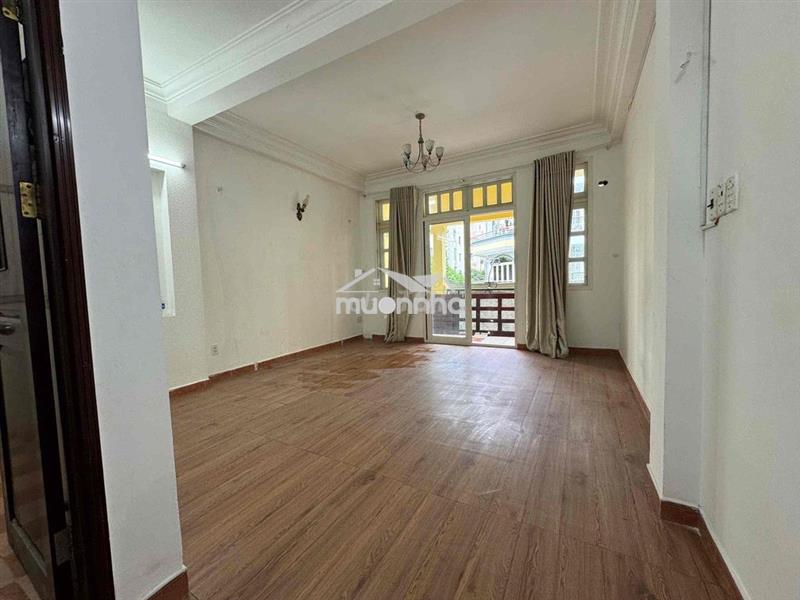 Cần cho thuê phòng gấp ( hoa sứ ,phú nhuận)